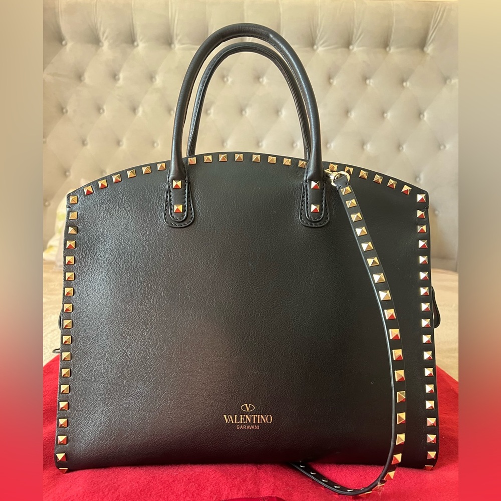 Valentino Garavani Rockstud dome handbag